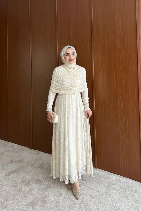 فستان دانتيل