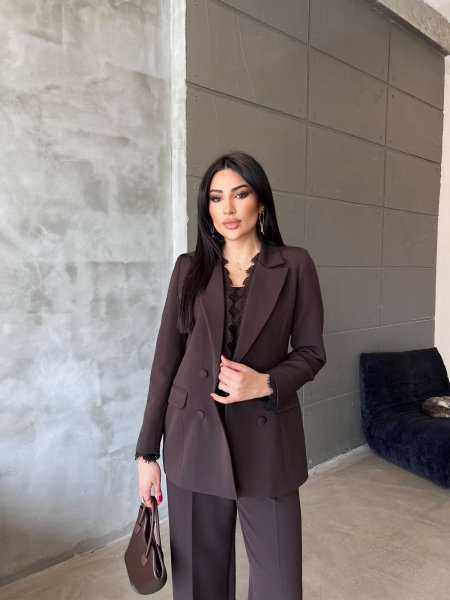 طقم رسمي - دانتيل