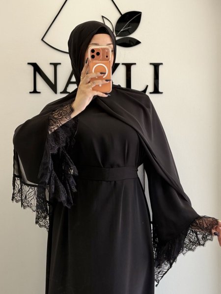 عباية دانتيل مع شال