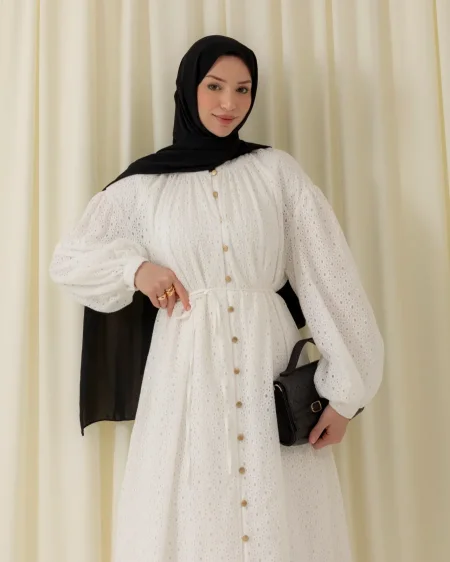 فستان دانتيل