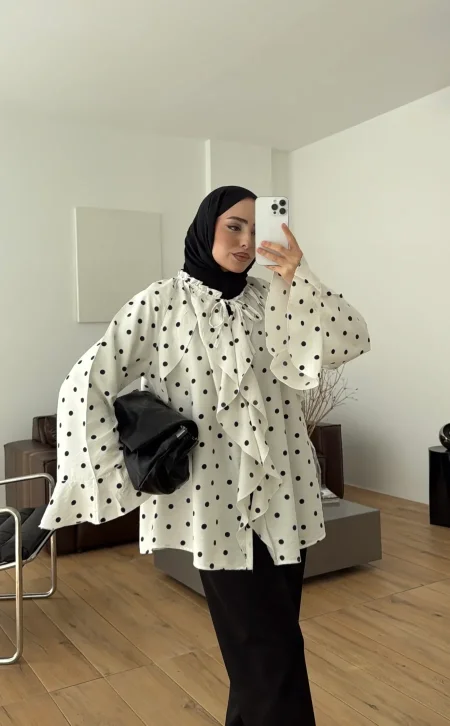 ابيض