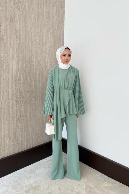 طقم Piliseli