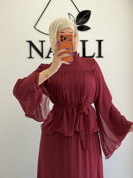 طقم تنورة