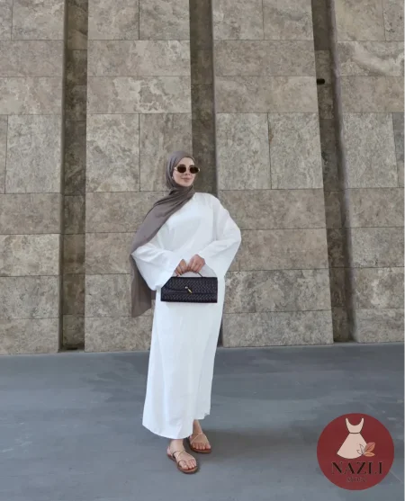 ابيض