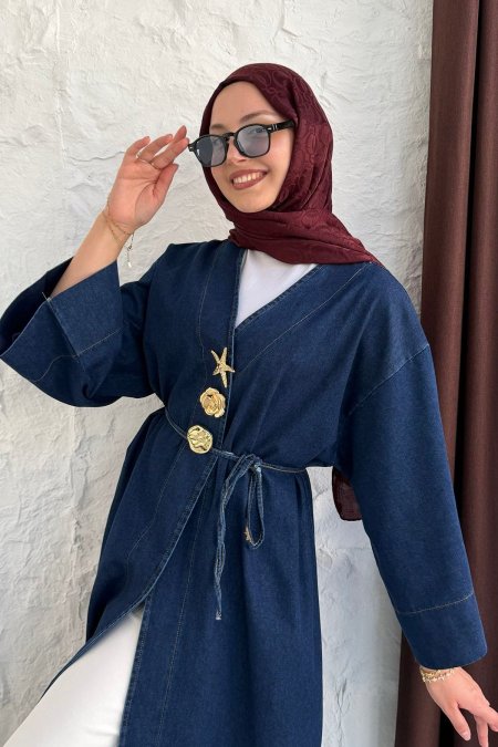 جينز غامق