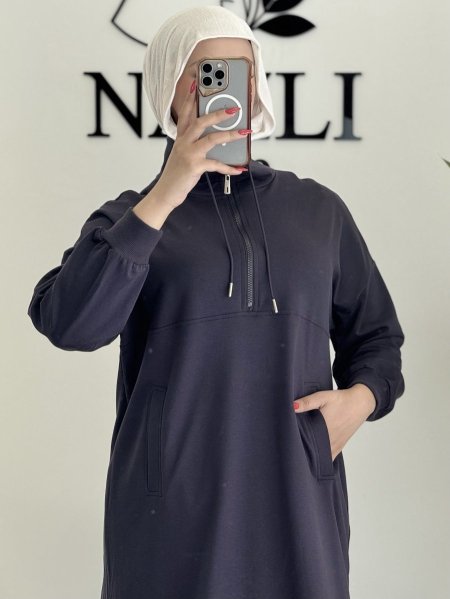 سكني غامق