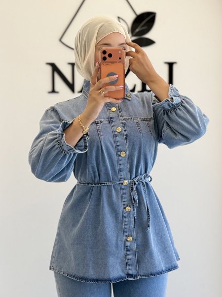 ازرق فاتح