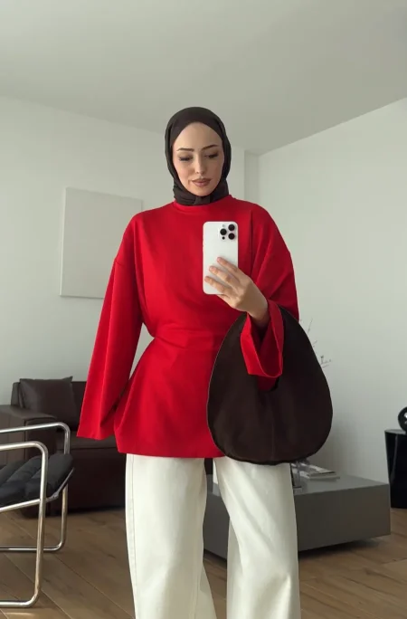 احمر