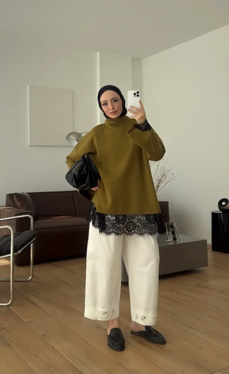بلوزة تريكو دانتيل