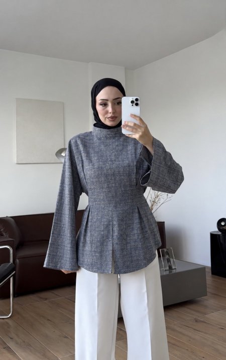 سكني مع خط كحلي