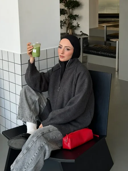 سكني غامق