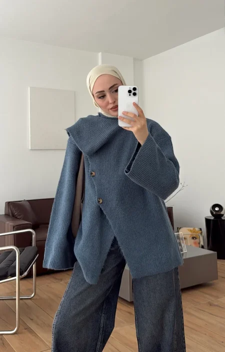 كارديجان تريكو بشال وأزرار جانبية