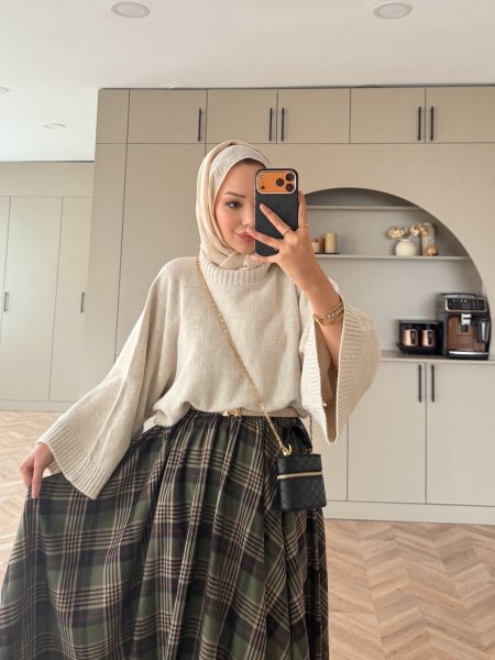 بلوزة باكمام عريض
