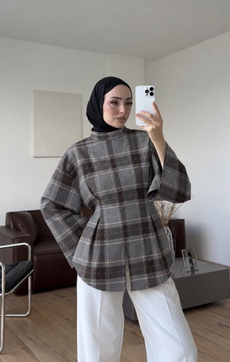سكني مع خط بني