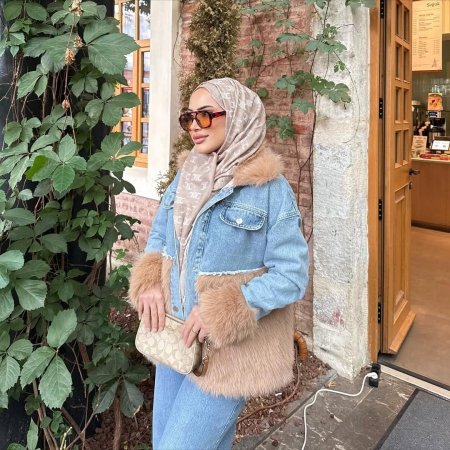 جكيت جينز مع فرو