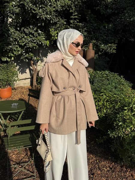 جكيت جوخ مع فرو