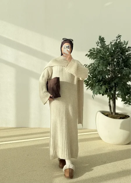 فستان مع سكارف